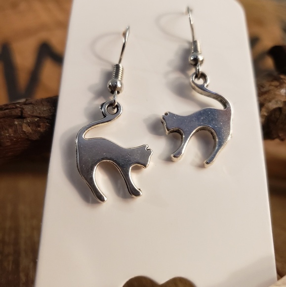 Cat earrings Spooky Kitty Silver Halloween earrings Wiccan Witch Samhain Jewelry - Picture 5 of 11
